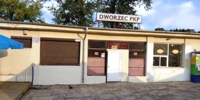 PKP Warszawa Włochy budynek dworca (fot. mat. prasowy)